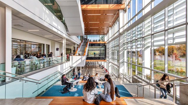 Seneca College: una opción sólida para estudiar en Canadá