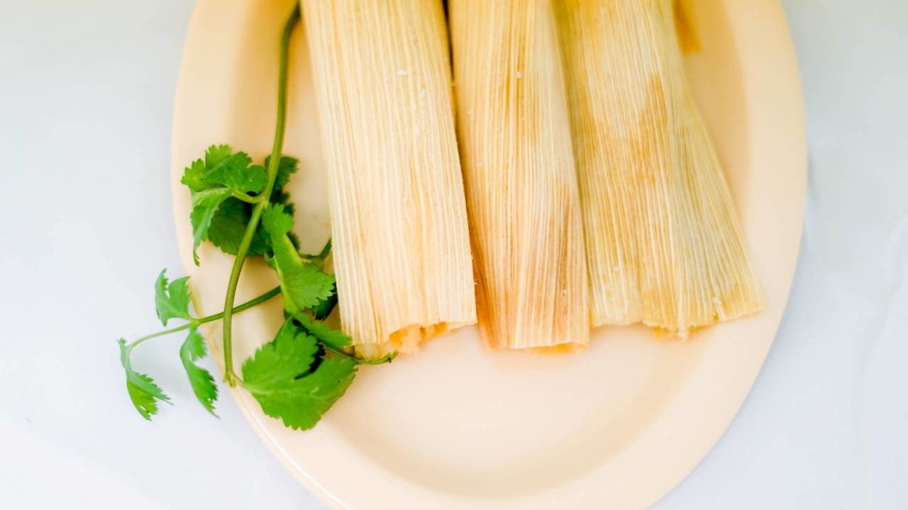 Aprende a preparar tamales saludables con esta receta de un reconocido chef