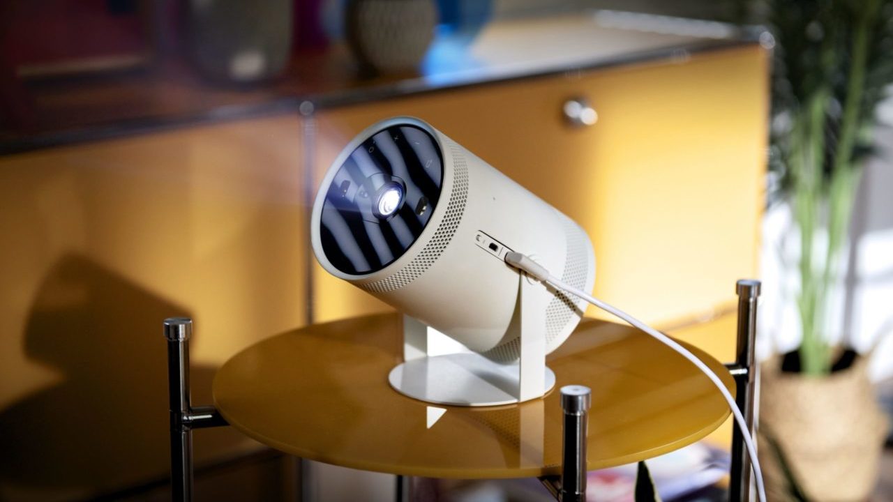El proyector inteligente multiusos que destaca en el CES 2022