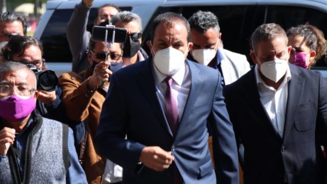 Cuauhtémoc Blanco, gobernador de Morelos, acudió a la Fiscalía General de la República para presentar una denuncia en contra de quienes están realizando una campaña en su contra