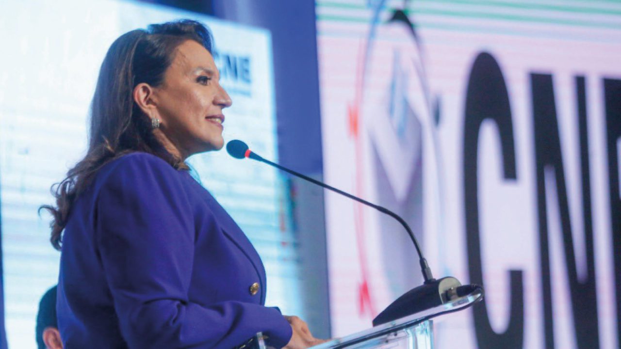 Presidenta electa de Honduras pospone viaje a México ‘por contagio de AMLO’