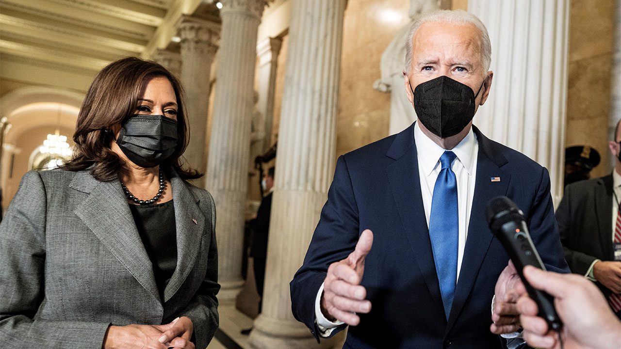 Biden culpa del asalto al Capitolio a Trump, a sus mentiras y su ego herido