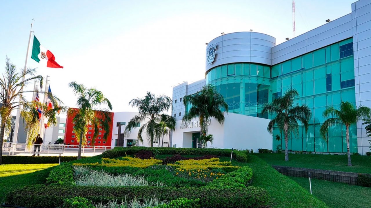 7 universidades estatales, en crisis financiera