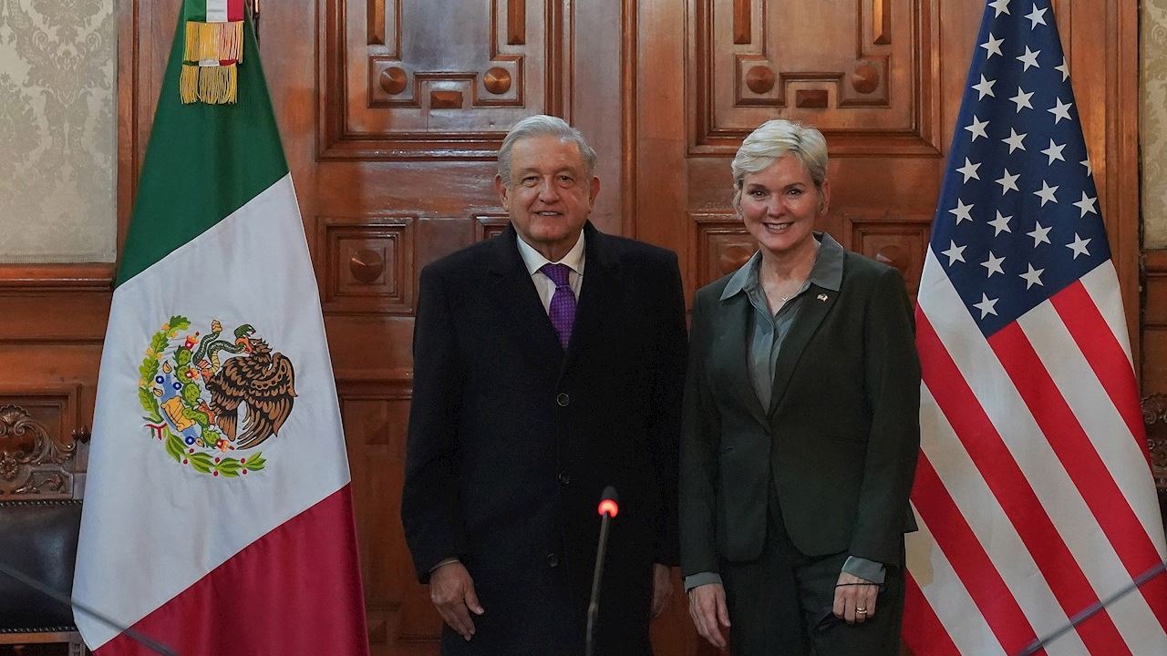Granholm ve ‘apertura’ de México hacia reforma eléctrica