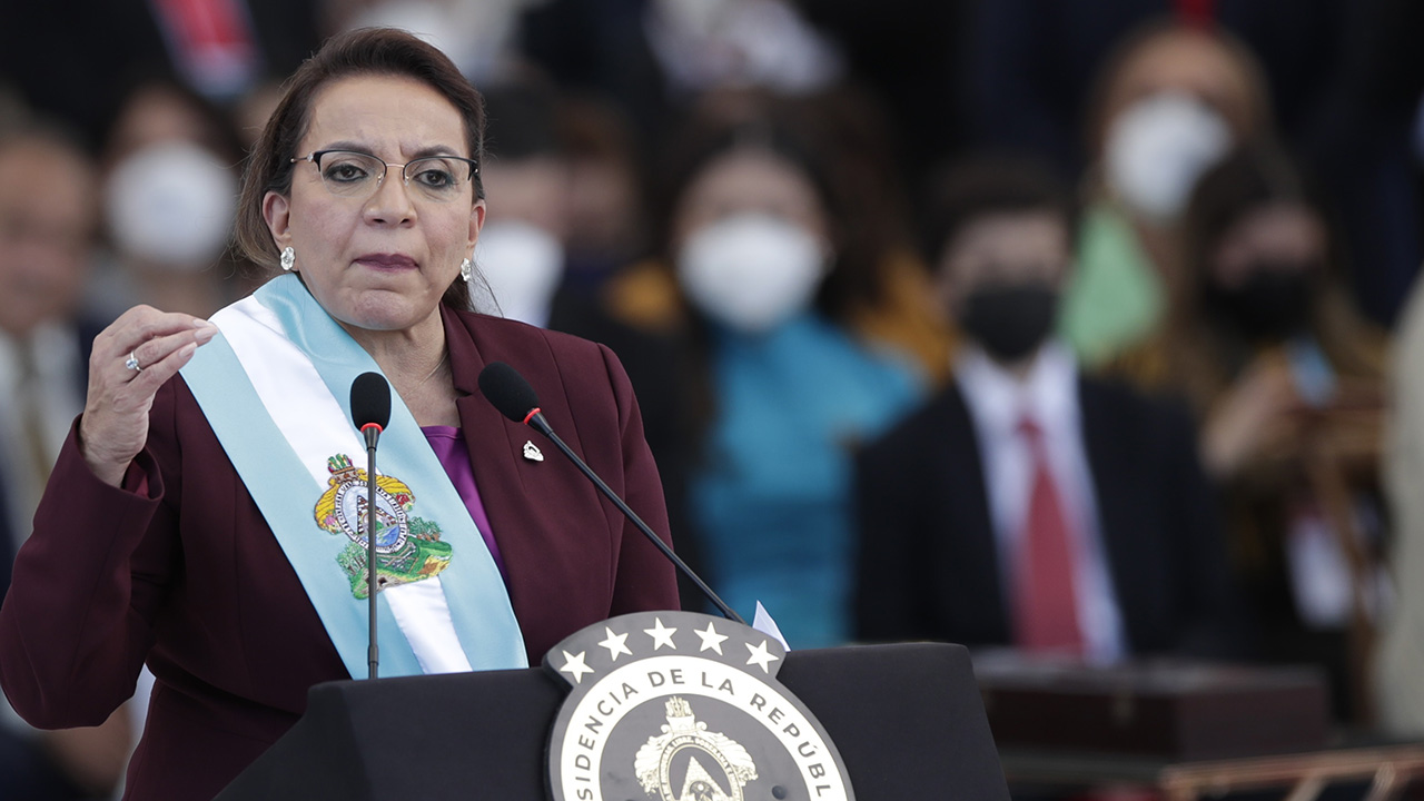 Reactivación económica y generación de empleos, retos de la nueva presidenta de Honduras