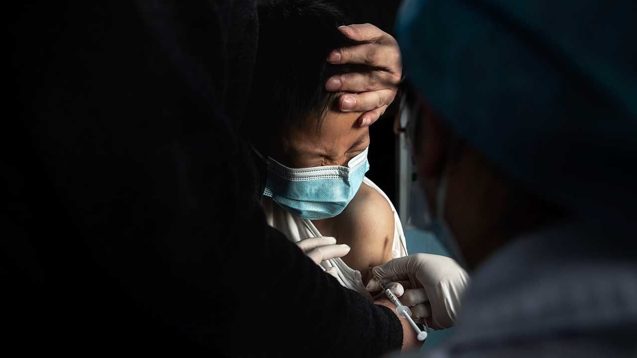 OMS pide más información a China ante el aumento de casos de neumonía infantil