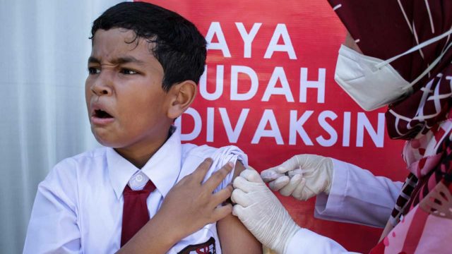 Vacunación refuerzo niños Covid-19 Vaccination For Children In Aceh