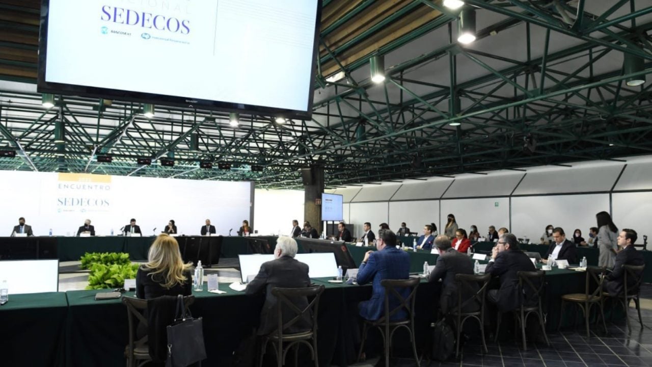 Bancomext y Nafin pactan con estados inyección de financiamiento a proyectos