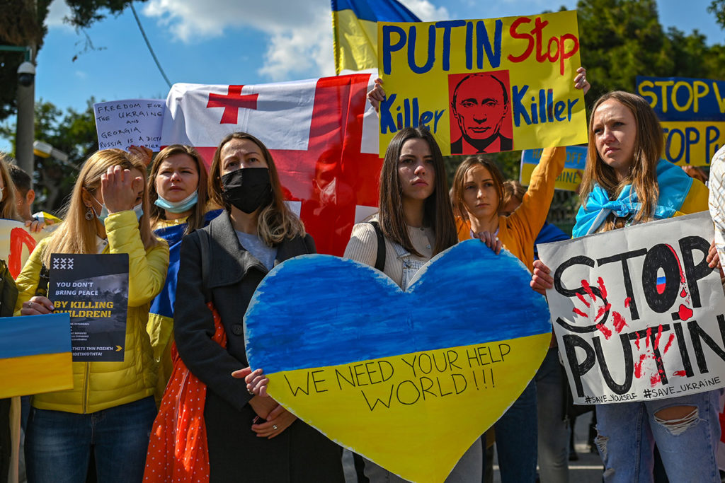 Ucrania Rusia Protestors In Greece Rally For Ukraine After Armed Russian Invasion