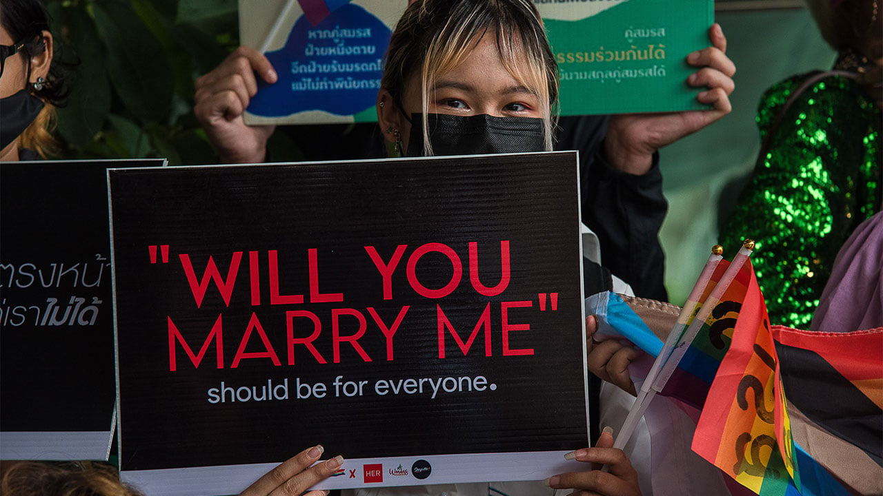 Fotogalería | Tailandia se abre un poco al amor LGBT+ en San Valentín