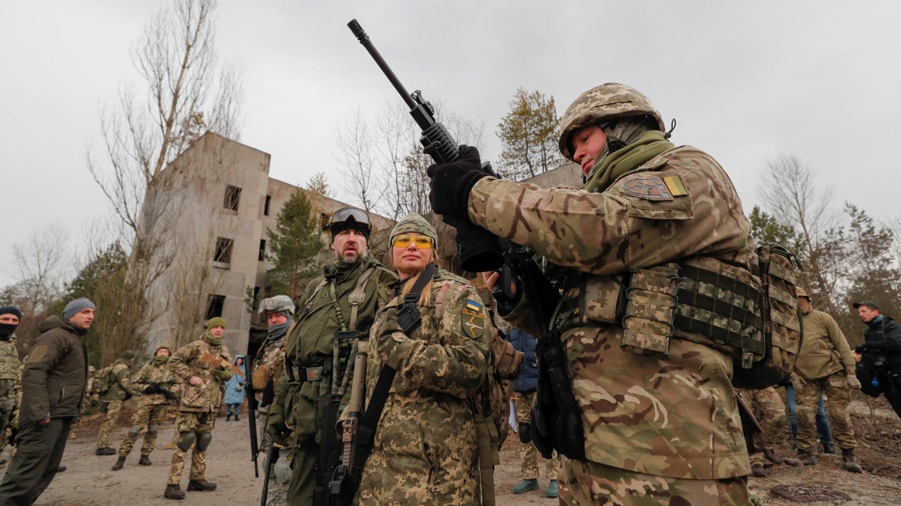 Kremlin dice que Ucrania ya intenta atacar territorio ruso con armas estadounidenses