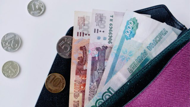 Mayor caída del rublo