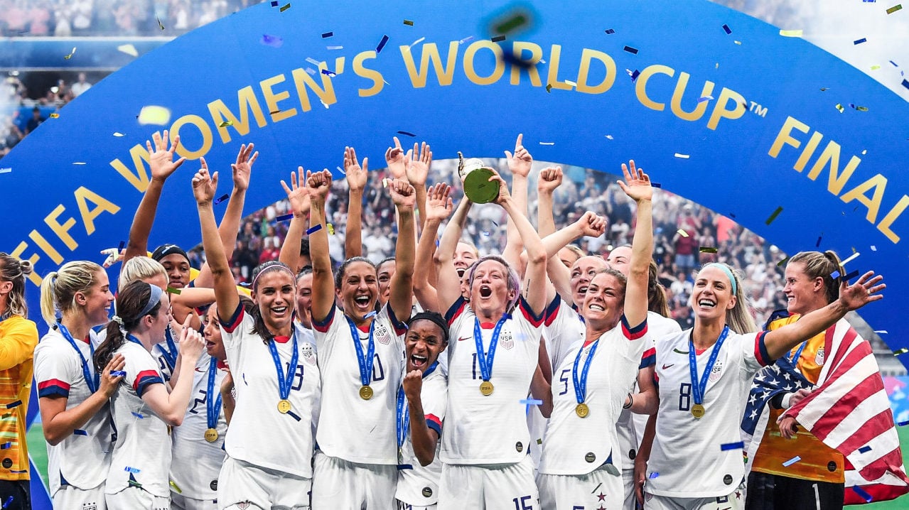Selección femenina y federación de futbol de EU llegan a acuerdo en igualdad salarial