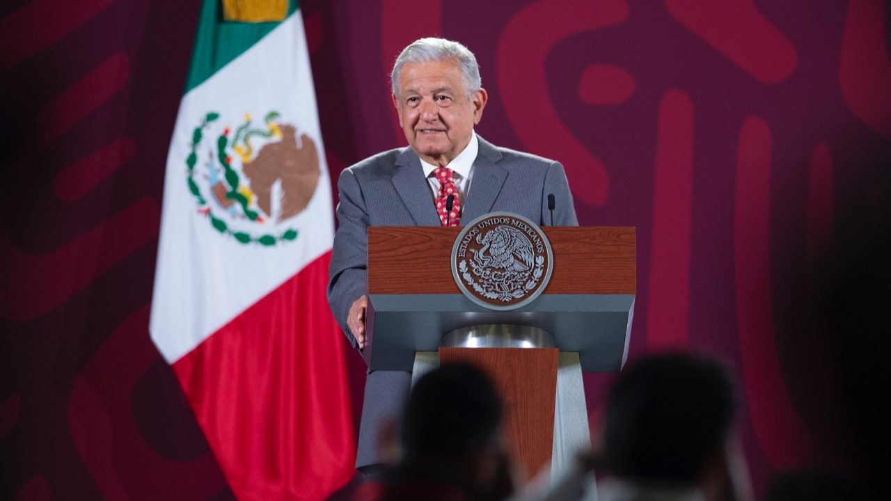 AMLO respalda a Zaldívar: ‘creo en sus revelaciones sobre Guardería ABC’