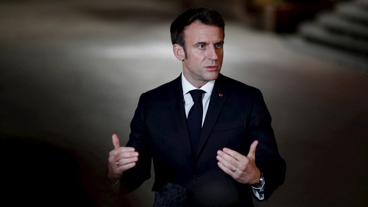 Macron denuncia cinismo ‘moral’ de Rusia por proponer corredores humanitarios