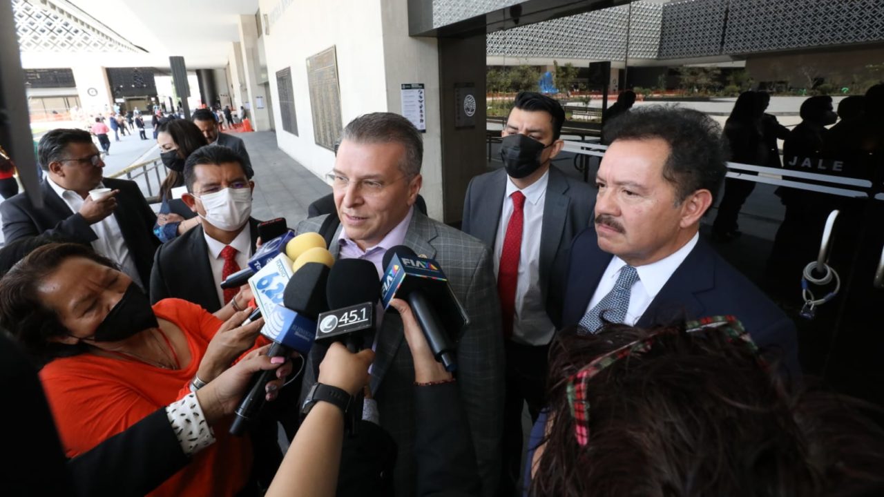 Diputados de Morena buscan votar reforma eléctrica en Semana Santa