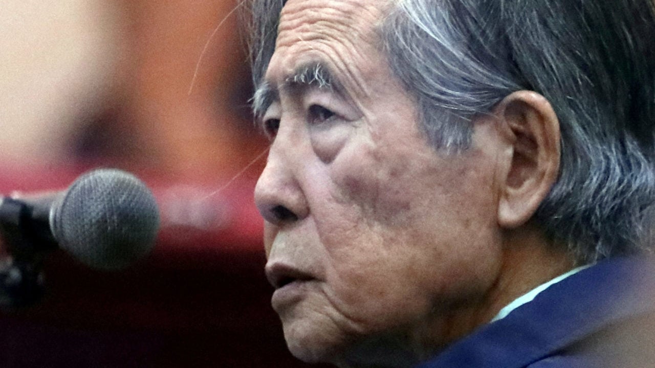 Expresidente de Perú, Fujimori, internado en clínica tras sufrir descompensación