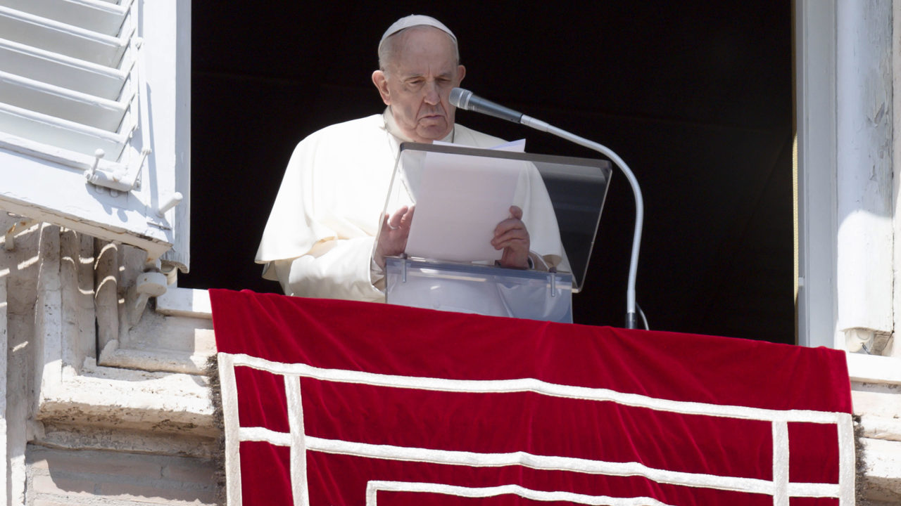 El papa insta a “no olvidar” el drama de Ucrania y Birmania