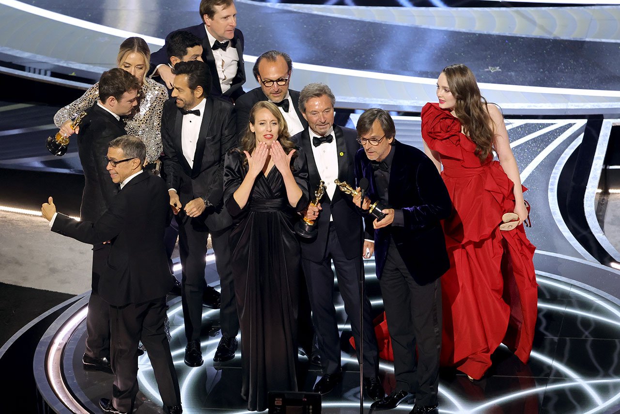 ‘CODA’ conquista la noche con Óscar a mejor película