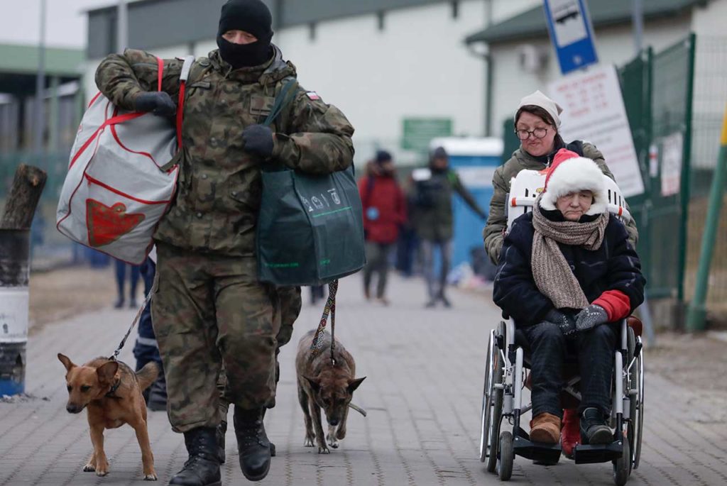 Ucrania Ukrainians arrive in Poland due to Russian attacks on Ukraine