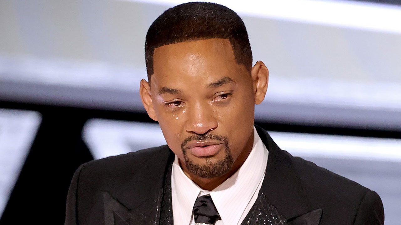 Los Óscar adelantan para el viernes reunión para fijar castigo de Will Smith