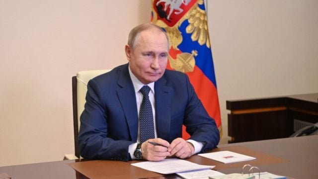Putin advierte a Occidente que Ucrania 'se dirige a una tragedia'