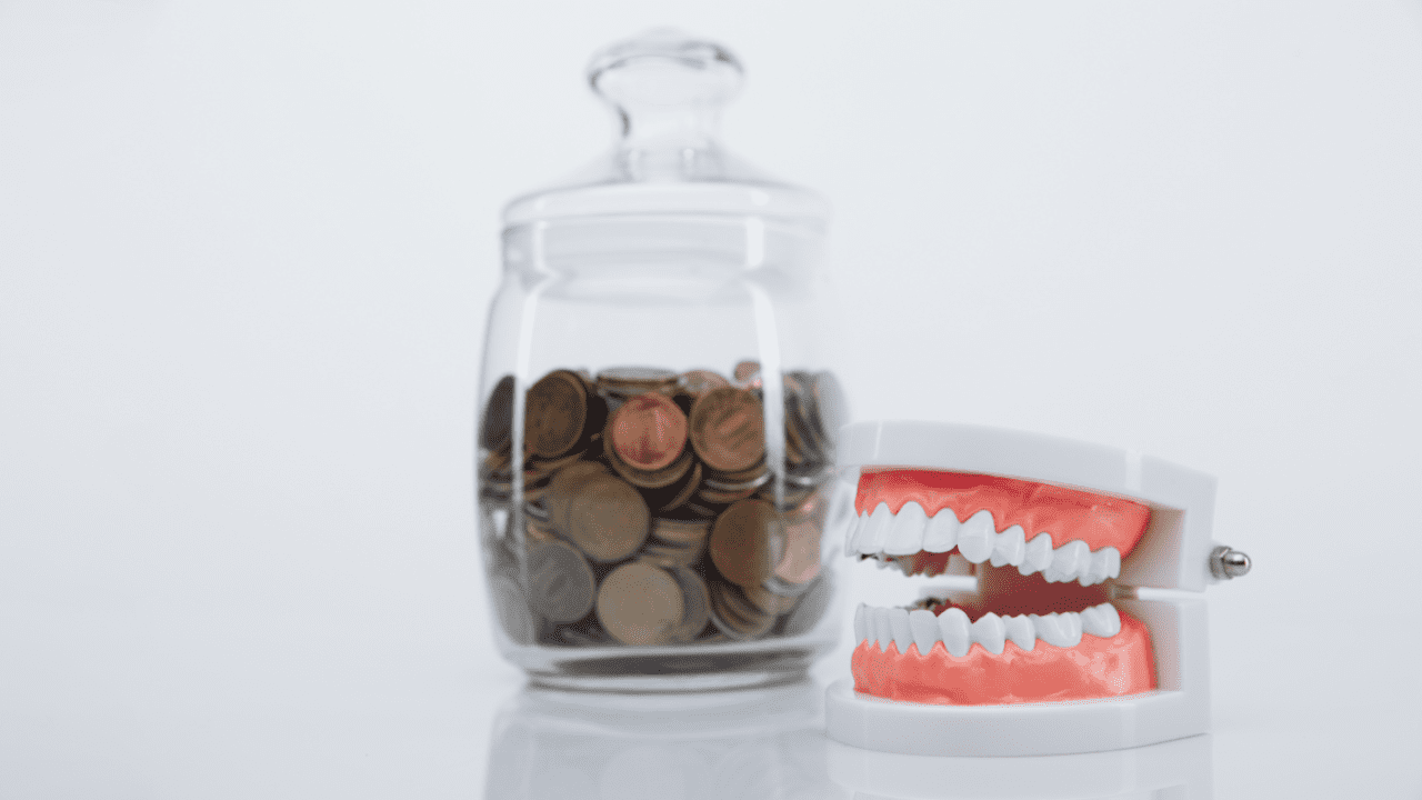 Salud bucodental en México: 8 de 10 adultos de entre 50 y 60 años tienen solo 10 de sus dientes