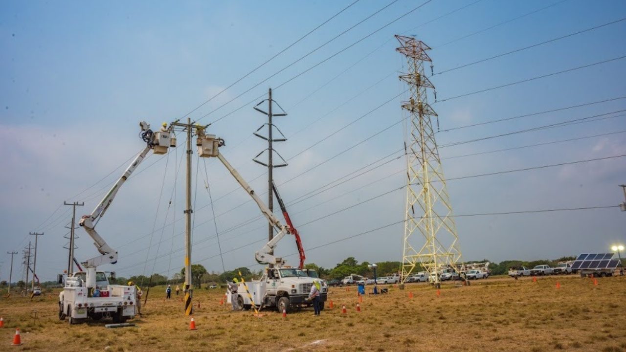 Avance en cambios en el sector eléctrico elevan riesgo de las inversiones en México