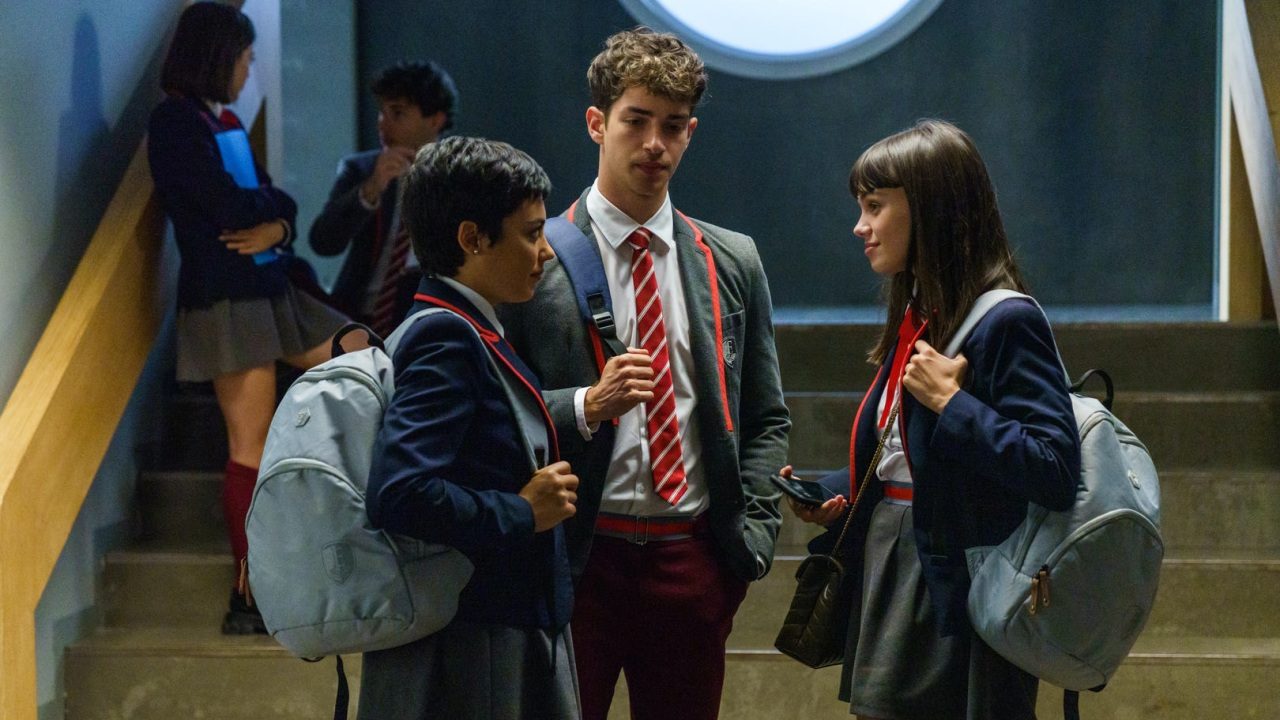 ‘Élite’ y ‘El Internado: Las Cumbres’: 4 ‘misteriosas’ coincidencias en ambas series