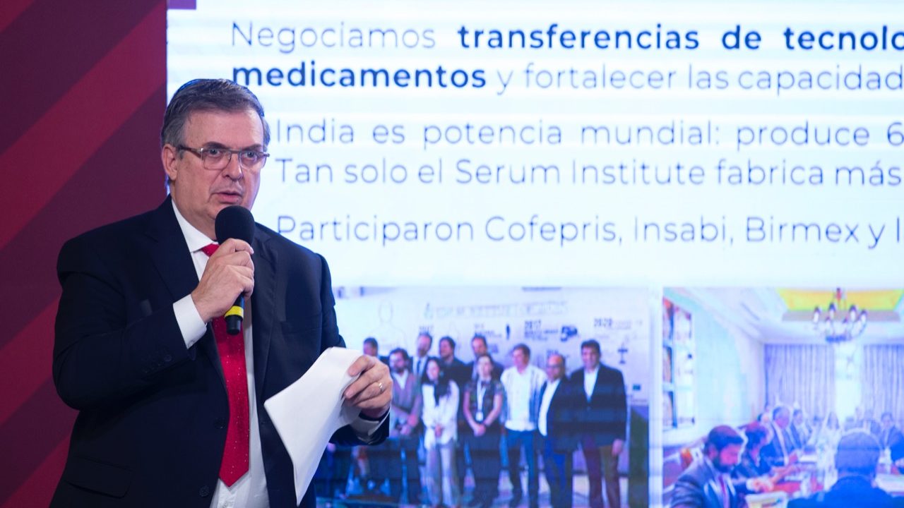 México se acerca a India, el gigante productor de medicamentos, para resolver desabasto
