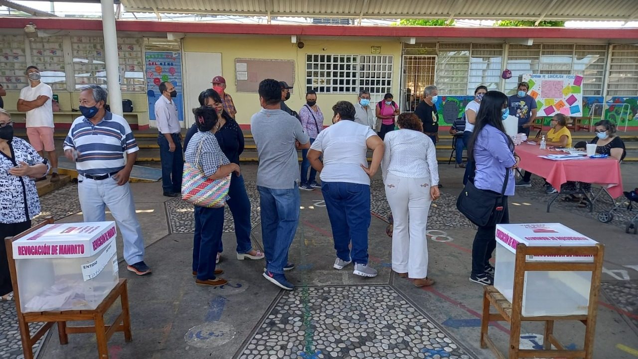 PRD acusa sabotaje al INE y acarreo en la revocación; pedirá su anulación