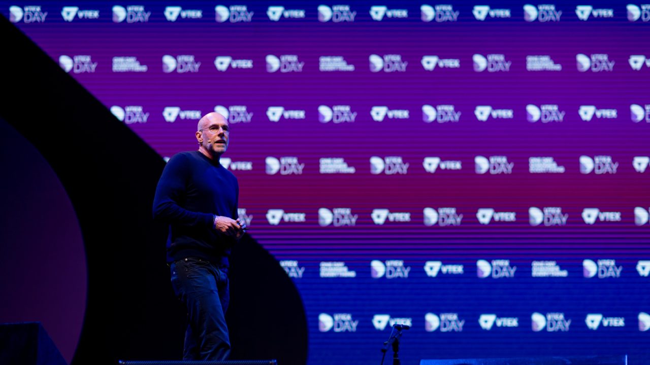 Selección 2022 | Este profesor de NY cree que Apple se impondrá a Meta en el metaverso ¿por qué?