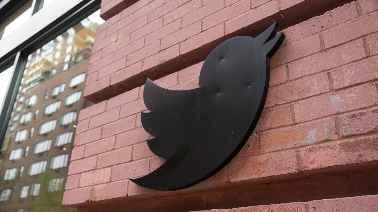 EU retrasa la fecha para que Musk responda por la investigación por adquisición de Twitter