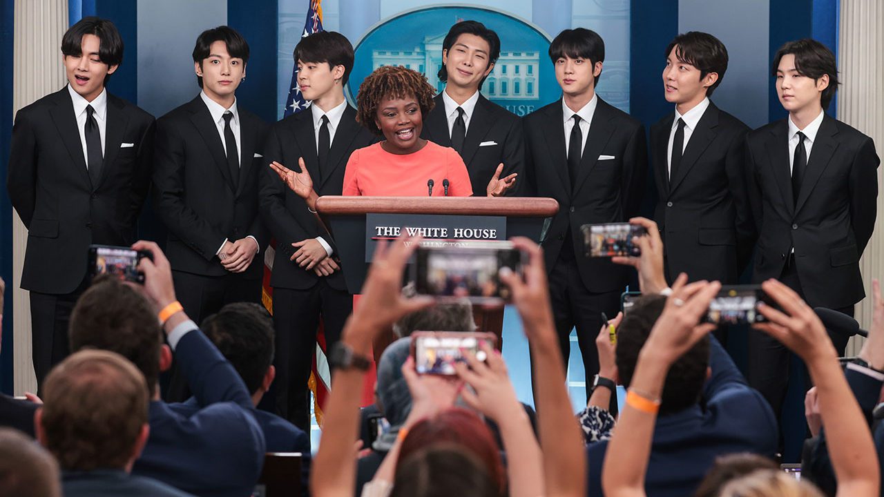 Fotogalería: BTS levanta la voz en la Casa Blanca contra los crímenes de odio