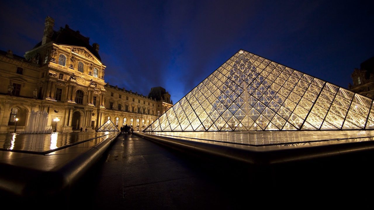 Museos del mundo se solidarizan con el Louvre: ‘No somos ni bastiones ni cajas fuertes’