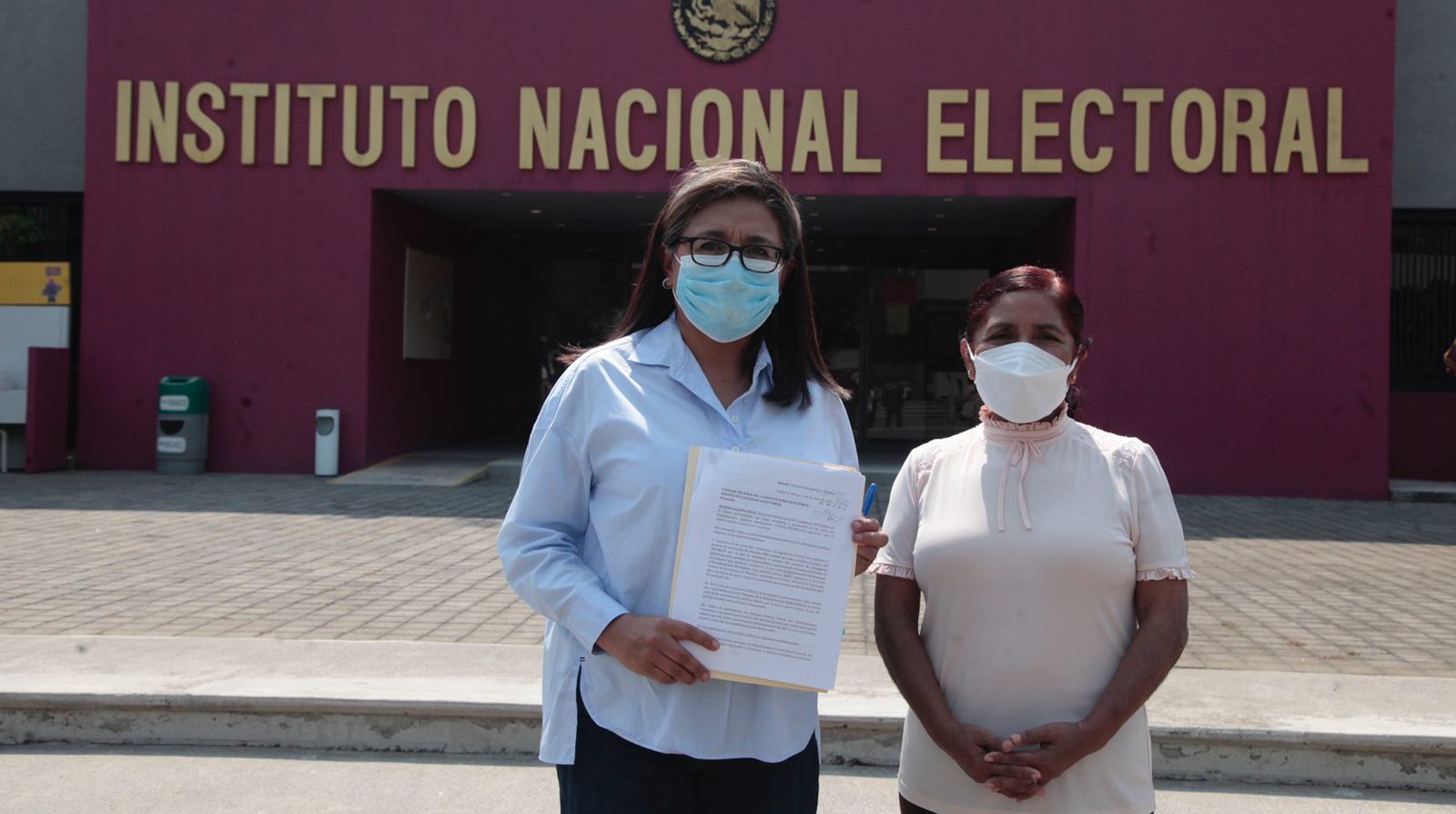 Diputados de Morena acusan persecución del INE por promover consulta de revocación