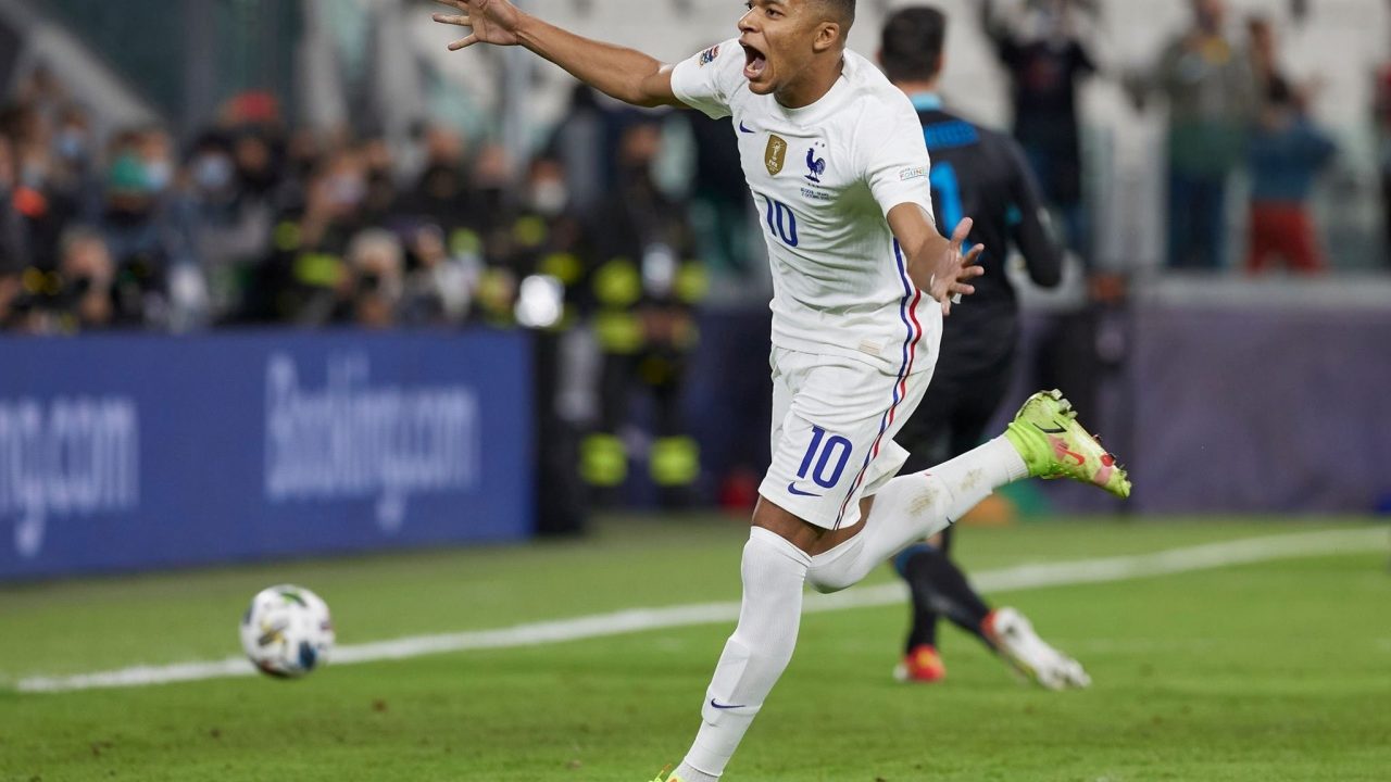 Mbappé carga contra el PSG en su primera aparición pública como madridista