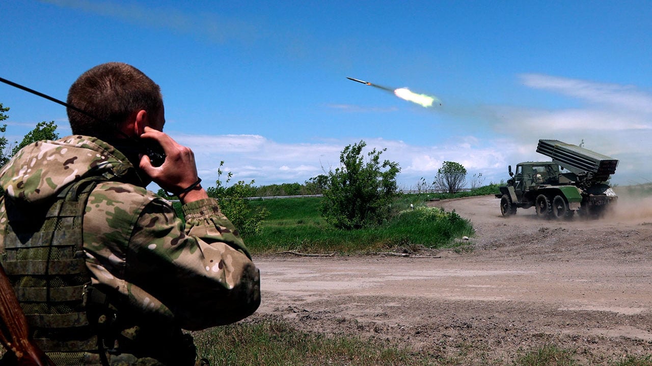 Ucranianos se retiran de Severodonetsk; rusos avanzan en Lugansk. Noticias en tiempo real