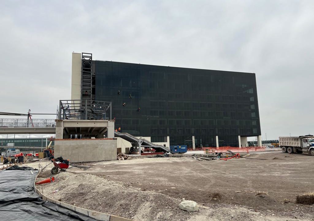 Holiday Inn, con un hotel por inaugurar en el AIFA, confía en crecimiento de la terminal