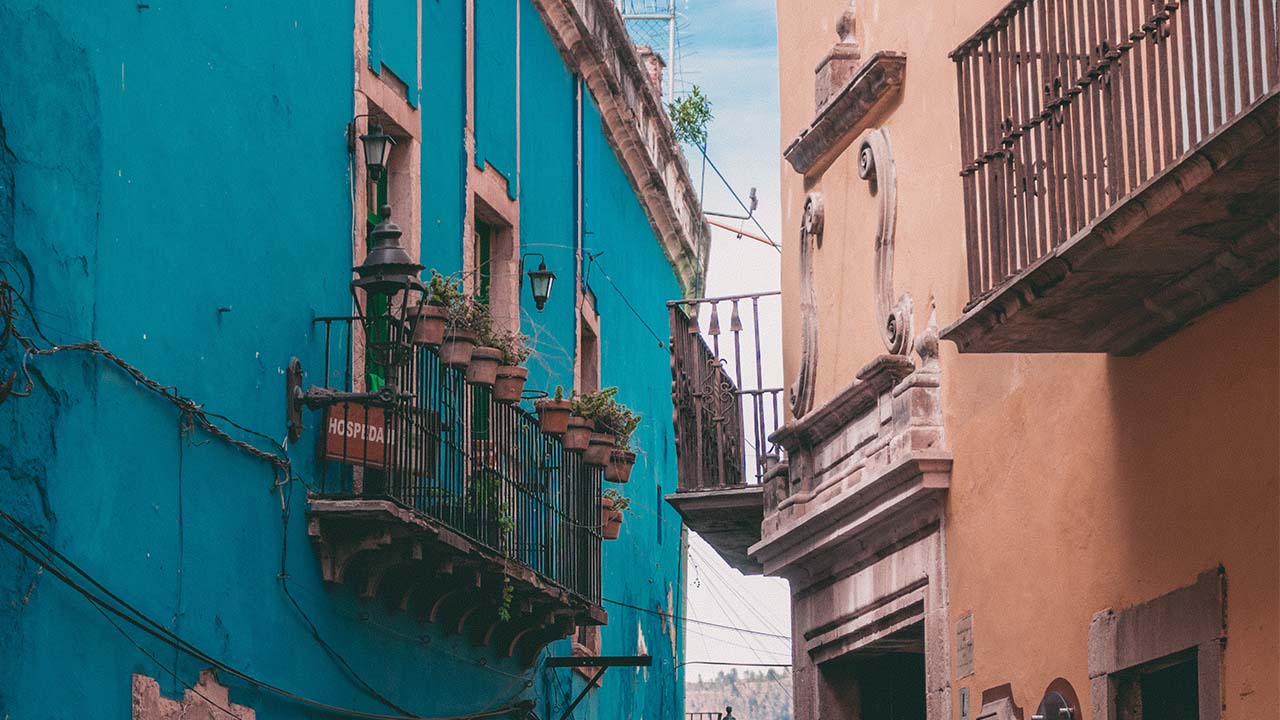 El Callejón del Beso y otras atracciones por descubrir en Guanajuato