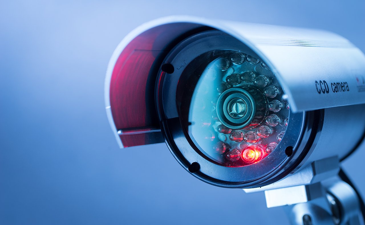 ¿Seguridad privada o un simple CCTV para proteger tu negocio?