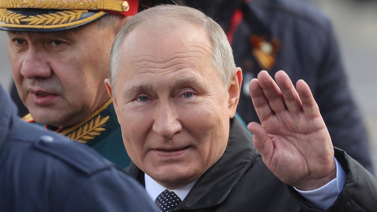Putin justifica ataque preventivo a Ucrania y llama a evitar guerra mundial