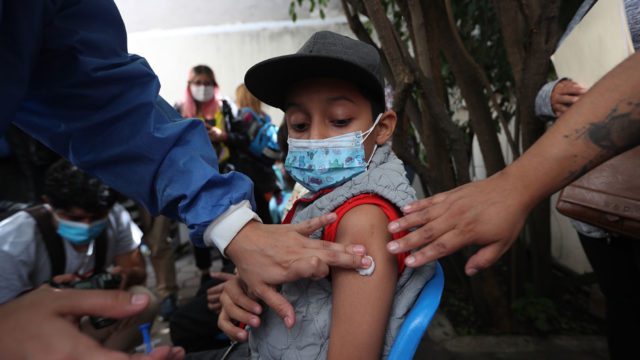 Covid-19 niños México comienza a vacunar contra covid-19 a niños de 5 a 11 años