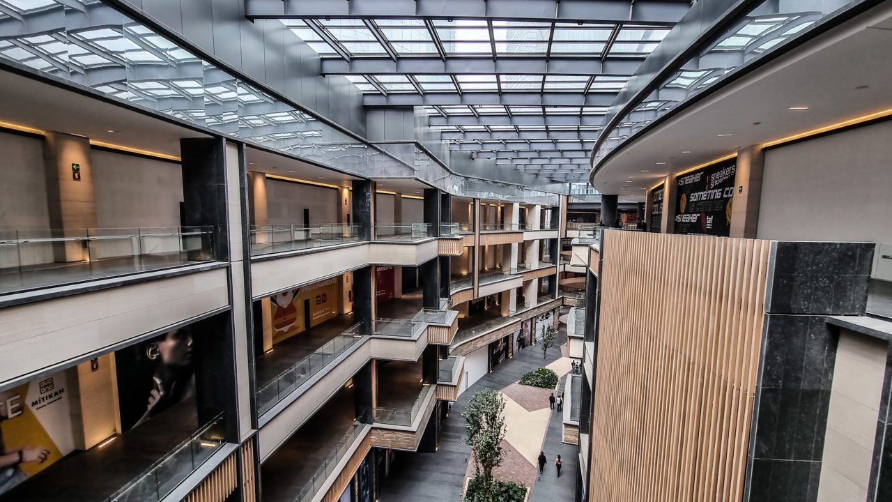 Tras 14 años de construcción, centro comercial Mitikah abrirá a fin de año