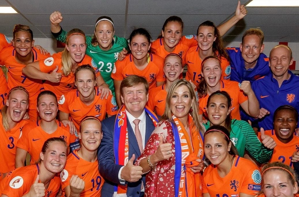 Holanda adopta paridad salarial en su selección nacional de futbol