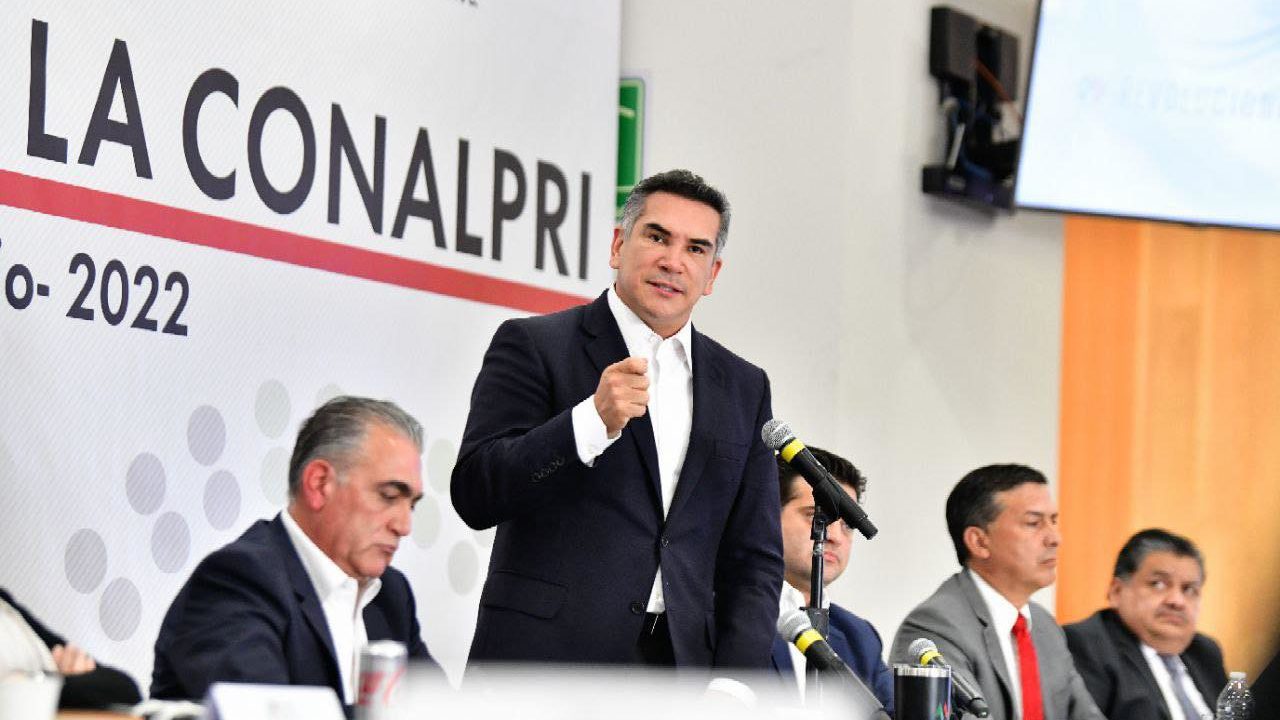 Osorio Chong busca dividir al PRI, igual que el gobierno federal: ‘Alito’