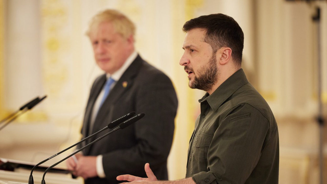 Primer ministro británico se reúne con presidente de Ucrania en Kiev
