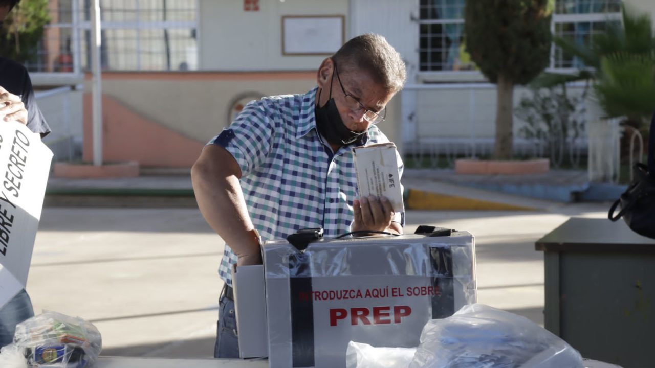 Abren casillas para elegir a gobernadores en 6 estados