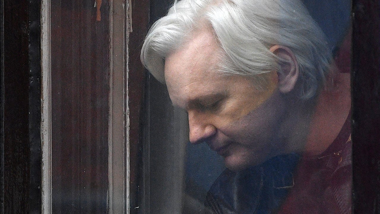 Julian Assange, fundador de WikiLeaks, presenta apelación contra extradición a EU