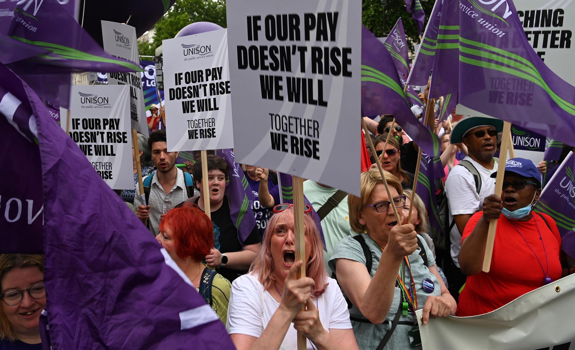 Sindicatos protestan en Londres por la alta inflación y desactualización de salarios